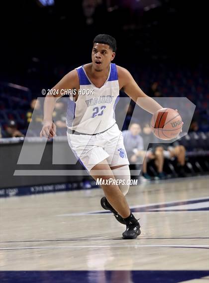 Thumbnail 1 in Tanque Verde vs Catalina (MLB Basketball Classic) photogallery.
