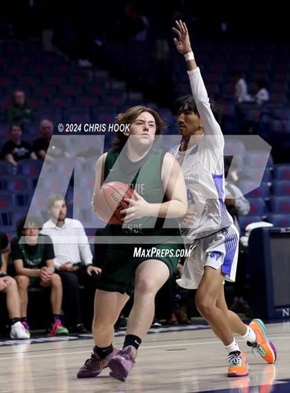 Thumbnail 3 in Tanque Verde vs Catalina (MLB Basketball Classic) photogallery.