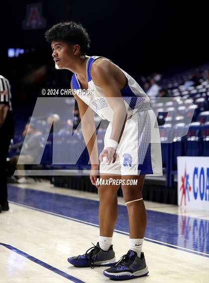 Thumbnail 1 in Tanque Verde vs Catalina (MLB Basketball Classic) photogallery.