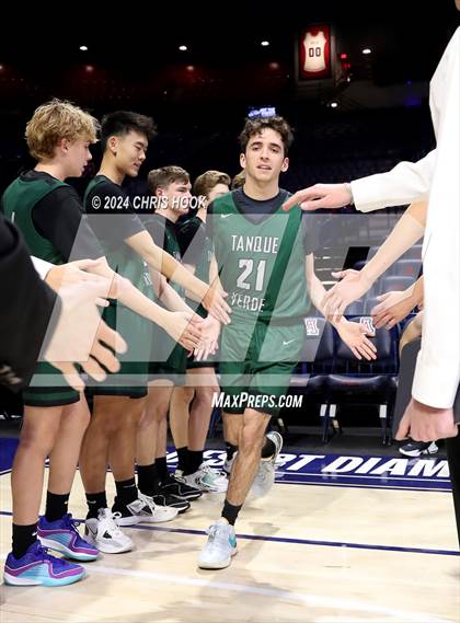 Thumbnail 2 in Tanque Verde vs Catalina (MLB Basketball Classic) photogallery.