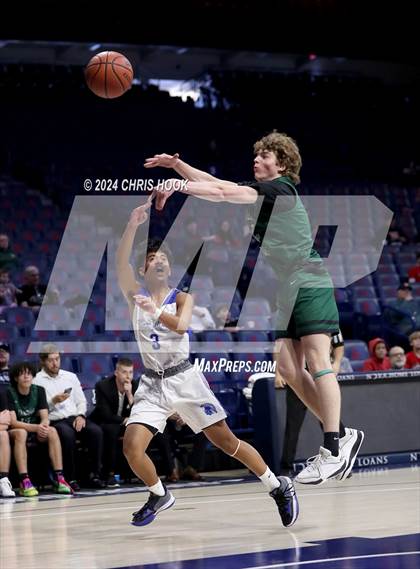 Thumbnail 1 in Tanque Verde vs Catalina (MLB Basketball Classic) photogallery.