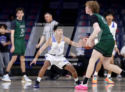 Thumbnail 1 in Tanque Verde vs Catalina (MLB Basketball Classic) photogallery.