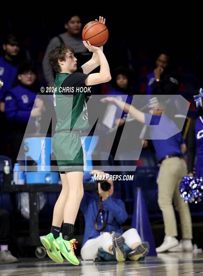 Thumbnail 2 in Tanque Verde vs Catalina (MLB Basketball Classic) photogallery.