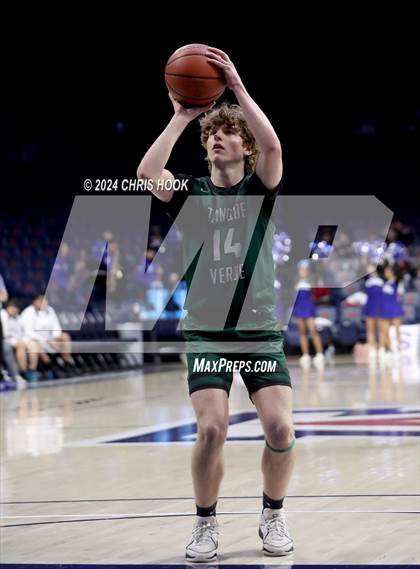 Thumbnail 1 in Tanque Verde vs Catalina (MLB Basketball Classic) photogallery.