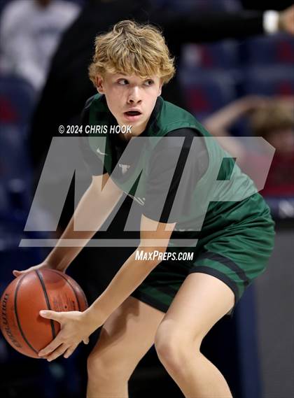 Thumbnail 2 in Tanque Verde vs Catalina (MLB Basketball Classic) photogallery.