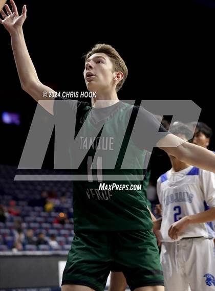 Thumbnail 2 in Tanque Verde vs Catalina (MLB Basketball Classic) photogallery.
