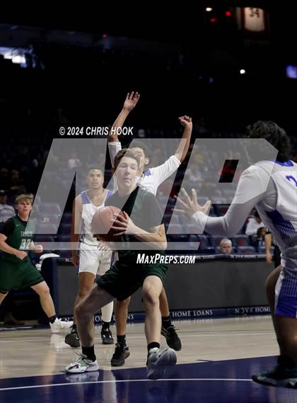 Thumbnail 2 in Tanque Verde vs Catalina (MLB Basketball Classic) photogallery.
