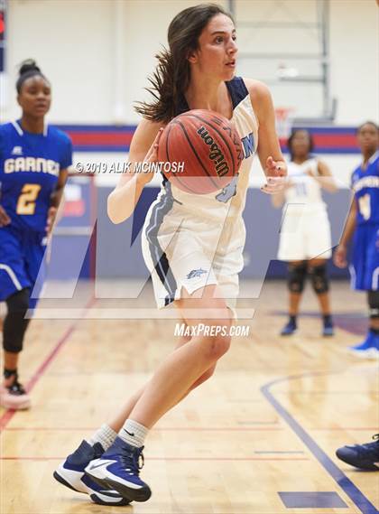 Thumbnail 2 in Garner Magnet vs. North Carolina School of Science & Math (Jordan Falcons MLK Classic) photogallery.