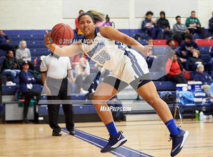 Thumbnail 3 in Garner Magnet vs. North Carolina School of Science & Math (Jordan Falcons MLK Classic) photogallery.