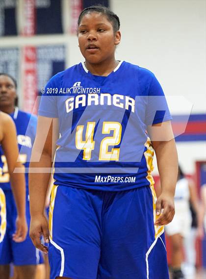Thumbnail 1 in Garner Magnet vs. North Carolina School of Science & Math (Jordan Falcons MLK Classic) photogallery.