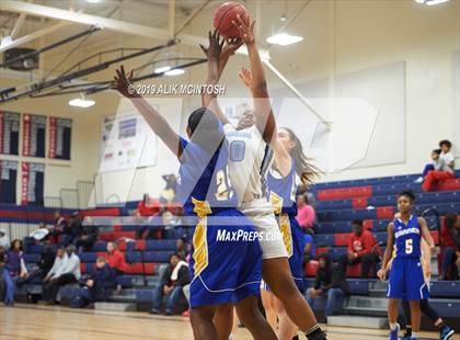 Thumbnail 1 in Garner Magnet vs. North Carolina School of Science & Math (Jordan Falcons MLK Classic) photogallery.