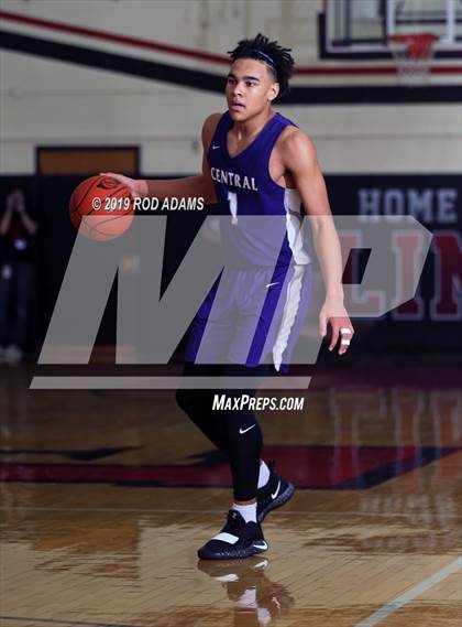 Thumbnail 2 in Omaha Central @ Lincoln High photogallery.