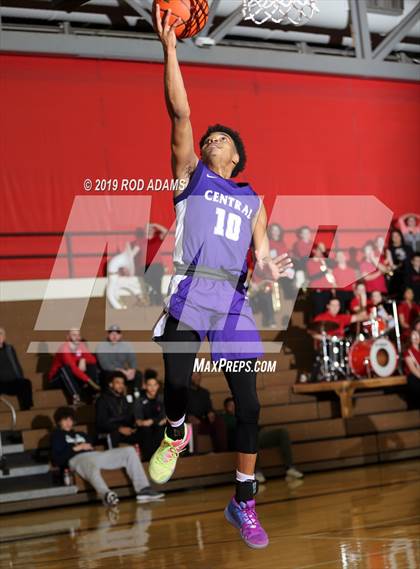 Thumbnail 3 in Omaha Central @ Lincoln High photogallery.