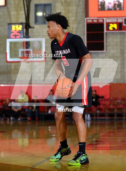 Thumbnail 1 in Etiwanda vs. Westchester (Nike Extravaganza) photogallery.
