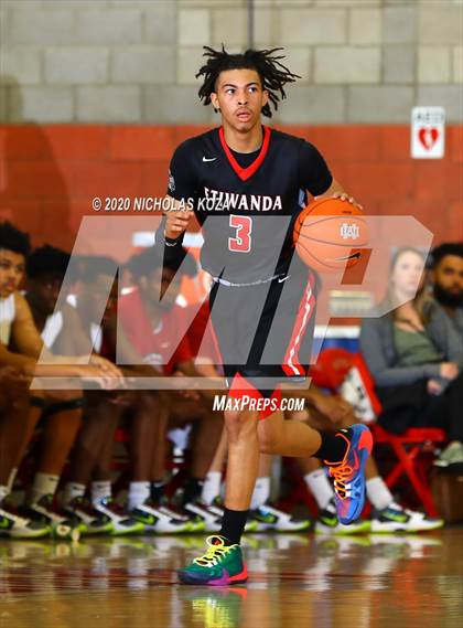 Thumbnail 2 in Etiwanda vs. Westchester (Nike Extravaganza) photogallery.