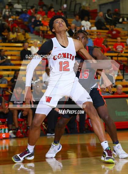 Thumbnail 3 in Etiwanda vs. Westchester (Nike Extravaganza) photogallery.
