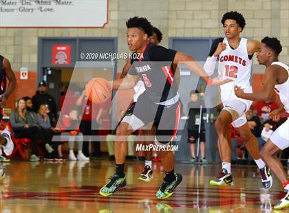Thumbnail 2 in Etiwanda vs. Westchester (Nike Extravaganza) photogallery.