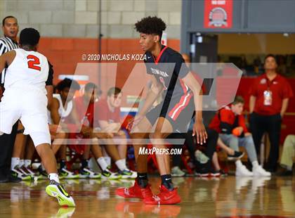 Thumbnail 1 in Etiwanda vs. Westchester (Nike Extravaganza) photogallery.