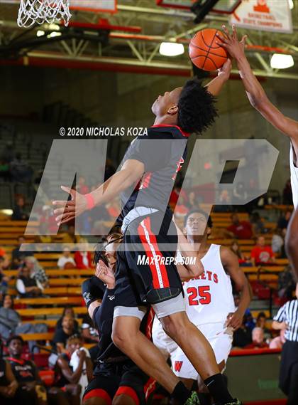 Thumbnail 1 in Etiwanda vs. Westchester (Nike Extravaganza) photogallery.
