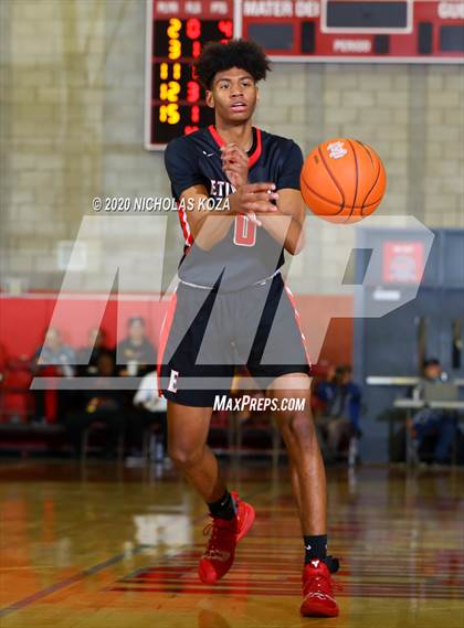 Thumbnail 2 in Etiwanda vs. Westchester (Nike Extravaganza) photogallery.
