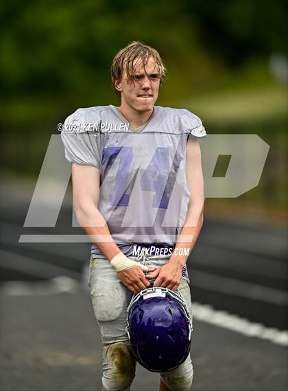 Thumbnail 2 in Moorefield @ Strasburg (Scrimmage) photogallery.