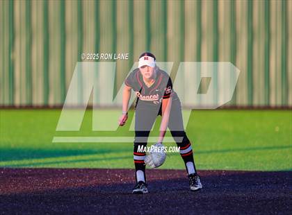 Thumbnail 2 in Norman @ Mustang photogallery.