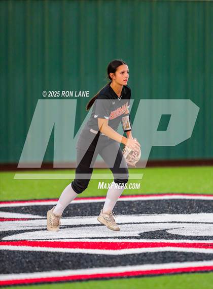 Thumbnail 1 in Norman @ Mustang photogallery.