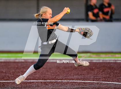 Thumbnail 2 in Norman @ Mustang photogallery.