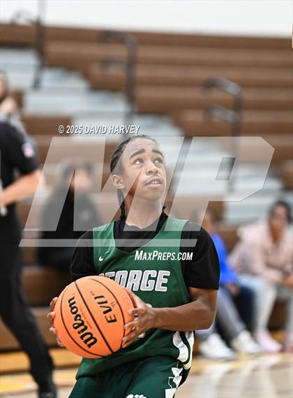 Thumbnail 3 in FR: George Washington @ Thomas Jefferson photogallery.