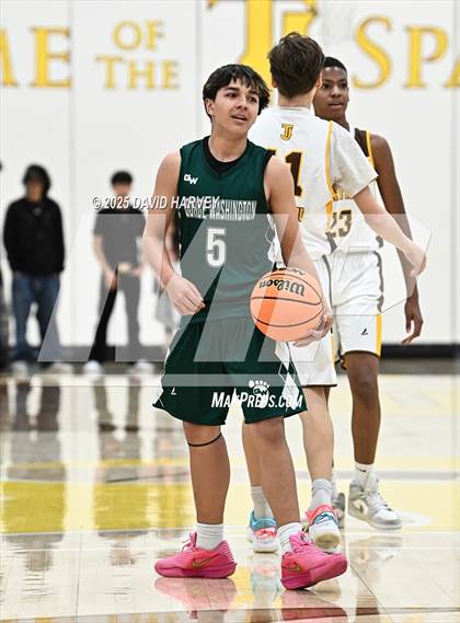 Thumbnail 3 in FR: George Washington @ Thomas Jefferson photogallery.