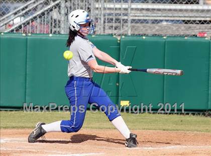 Thumbnail 1 in Vista Ridge vs. New Braunfels (Westlake Tournament) photogallery.