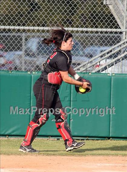 Thumbnail 3 in Vista Ridge vs. New Braunfels (Westlake Tournament) photogallery.
