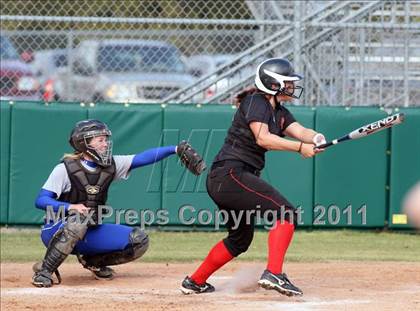Thumbnail 2 in Vista Ridge vs. New Braunfels (Westlake Tournament) photogallery.