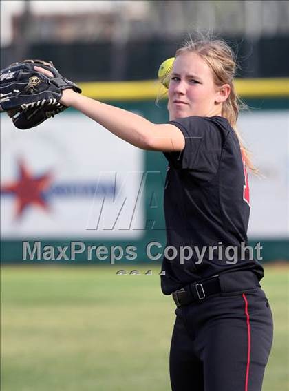 Thumbnail 1 in Vista Ridge vs. New Braunfels (Westlake Tournament) photogallery.