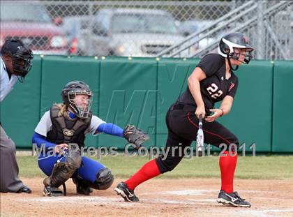 Thumbnail 3 in Vista Ridge vs. New Braunfels (Westlake Tournament) photogallery.