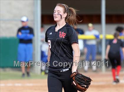 Thumbnail 3 in Vista Ridge vs. New Braunfels (Westlake Tournament) photogallery.