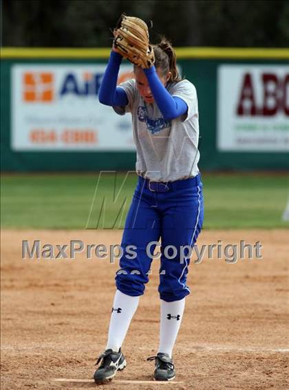 Thumbnail 3 in Vista Ridge vs. New Braunfels (Westlake Tournament) photogallery.