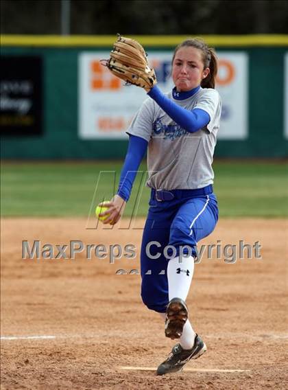 Thumbnail 2 in Vista Ridge vs. New Braunfels (Westlake Tournament) photogallery.