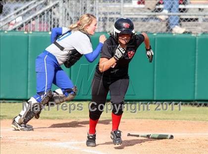 Thumbnail 1 in Vista Ridge vs. New Braunfels (Westlake Tournament) photogallery.