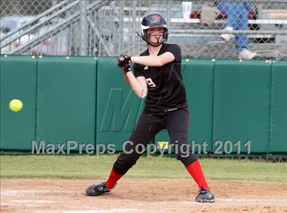 Thumbnail 2 in Vista Ridge vs. New Braunfels (Westlake Tournament) photogallery.