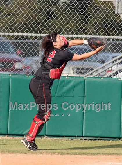 Thumbnail 1 in Vista Ridge vs. New Braunfels (Westlake Tournament) photogallery.
