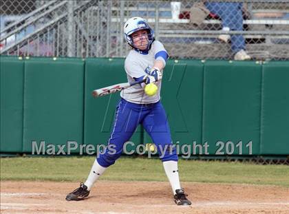 Thumbnail 1 in Vista Ridge vs. New Braunfels (Westlake Tournament) photogallery.
