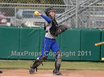 Thumbnail 3 in Vista Ridge vs. New Braunfels (Westlake Tournament) photogallery.