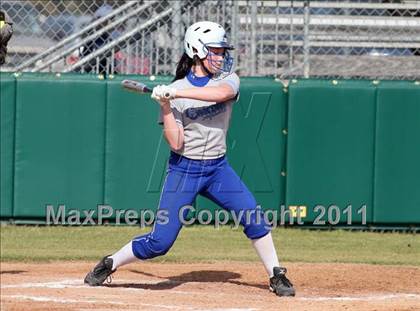 Thumbnail 2 in Vista Ridge vs. New Braunfels (Westlake Tournament) photogallery.