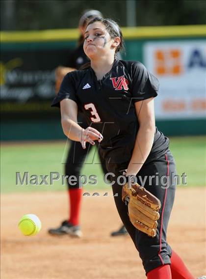 Thumbnail 1 in Vista Ridge vs. New Braunfels (Westlake Tournament) photogallery.