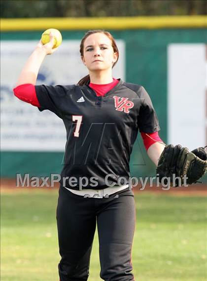 Thumbnail 2 in Vista Ridge vs. New Braunfels (Westlake Tournament) photogallery.