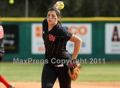 Thumbnail 3 in Vista Ridge vs. New Braunfels (Westlake Tournament) photogallery.