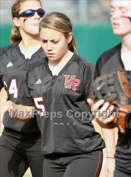Thumbnail 3 in Vista Ridge vs. New Braunfels (Westlake Tournament) photogallery.