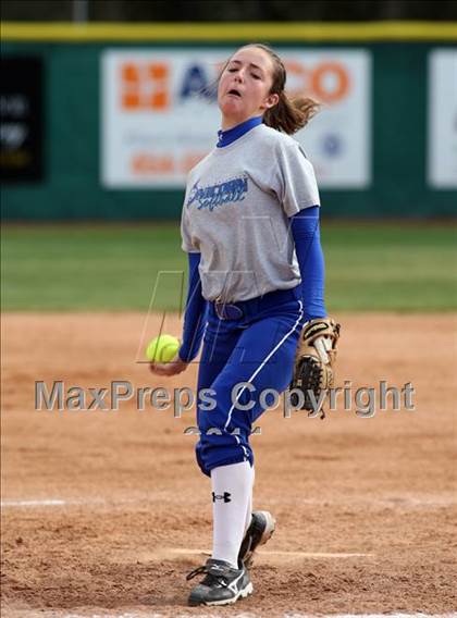 Thumbnail 3 in Vista Ridge vs. New Braunfels (Westlake Tournament) photogallery.