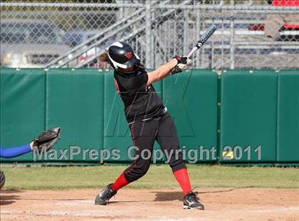 Thumbnail 3 in Vista Ridge vs. New Braunfels (Westlake Tournament) photogallery.